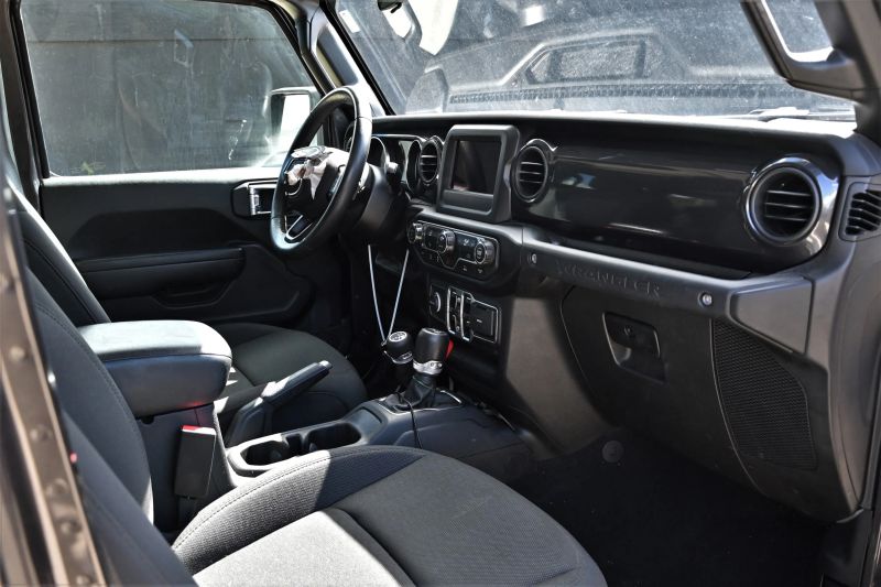 2022 Jeep Wrangler Unlimited - photo 11