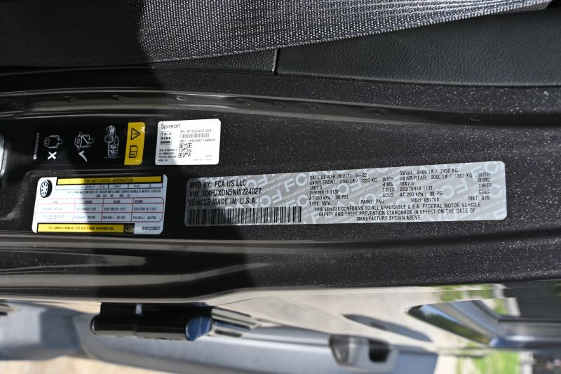 2022 Jeep Wrangler Unlimited - photo 16
