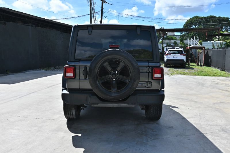 2022 Jeep Wrangler Unlimited - photo 4
