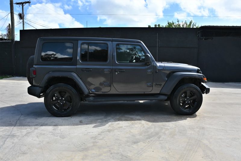 2022 Jeep Wrangler Unlimited - photo 7