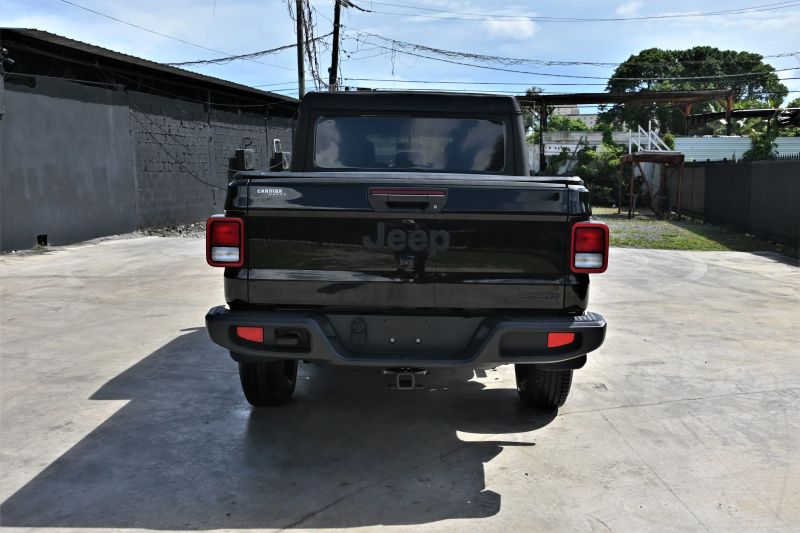 2021 Jeep Gladiator - photo 4