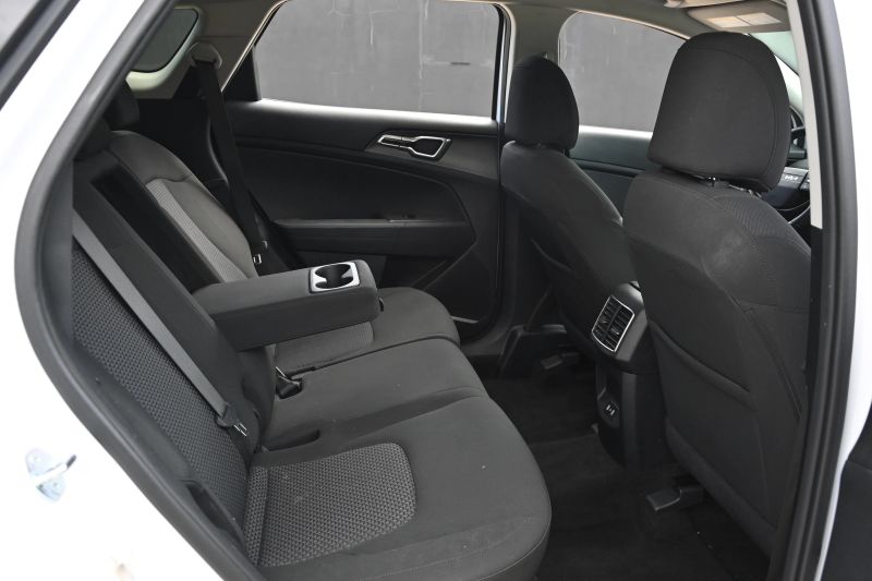 2026 Kia Sportage - photo 16
