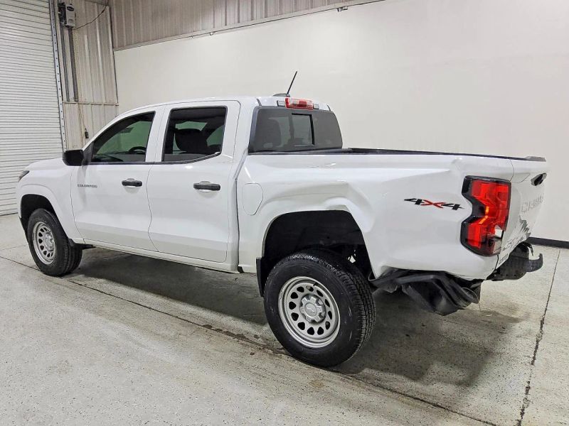 2023 Chevrolet Colorado Crew Cab - photo 4