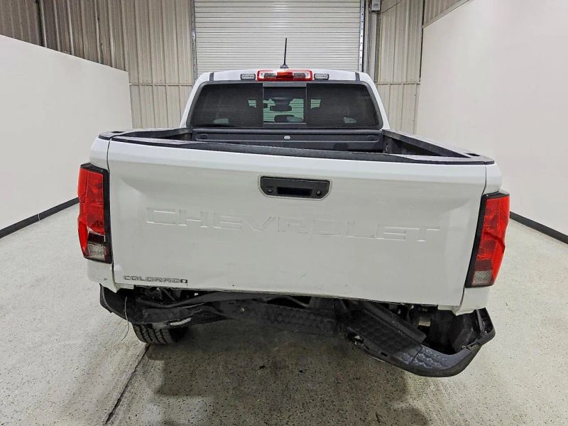 2023 Chevrolet Colorado Crew Cab - photo 6