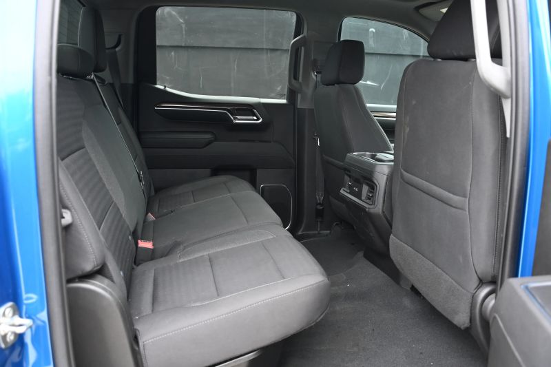 2023 Chevrolet Silverado 1500 Crew Cab - photo 15