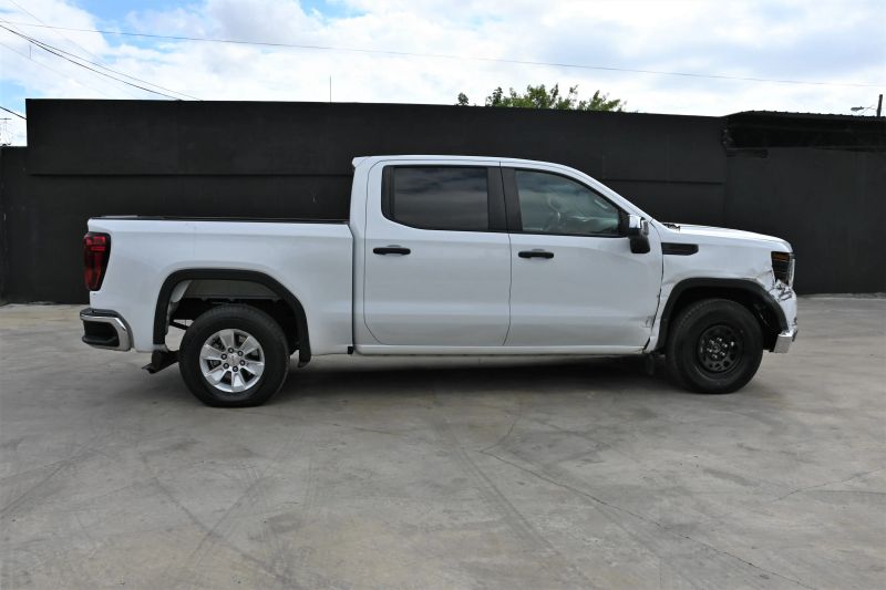 2024 GMC Sierra 1500 Crew Cab - photo 6