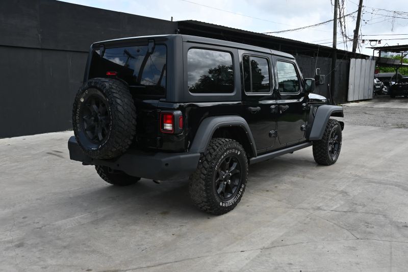 2022 Jeep Wrangler Unlimited - photo 4