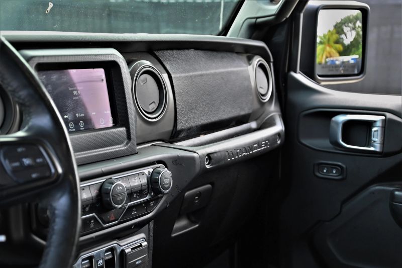 2022 Jeep Wrangler Unlimited - photo 10