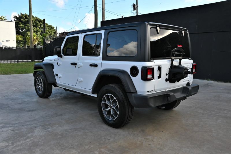 2024 Jeep Wrangler 4 Door - photo 3