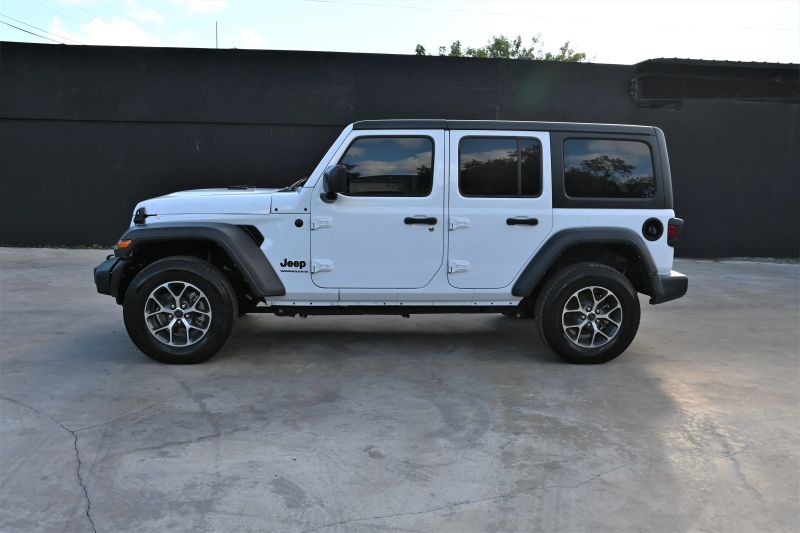 2024 Jeep Wrangler 4 Door - photo 6