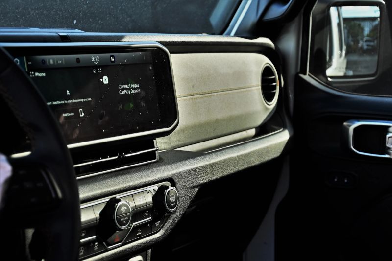 2024 Jeep Wrangler 4 Door - photo 9