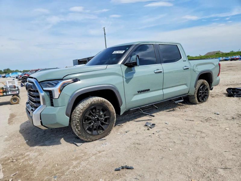 2025 Toyota Tundra CrewMax - photo 1