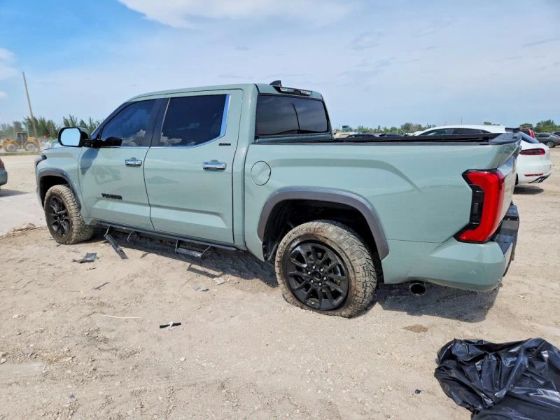 2025 Toyota Tundra CrewMax - photo 3