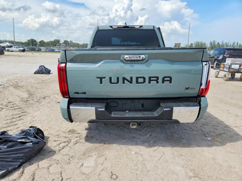 2025 Toyota Tundra CrewMax - photo 6