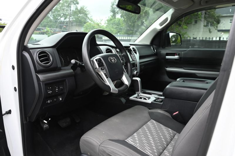 2020 Toyota Tundra CrewMax - photo 13