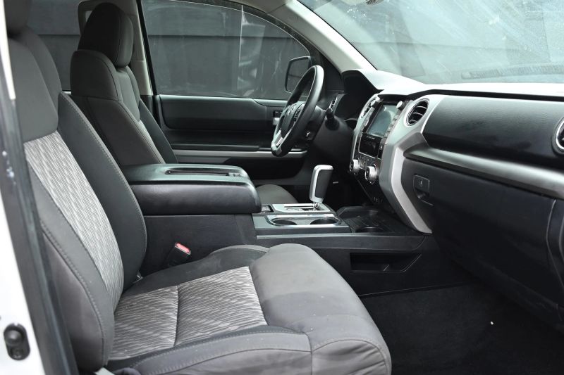 2020 Toyota Tundra CrewMax - photo 15