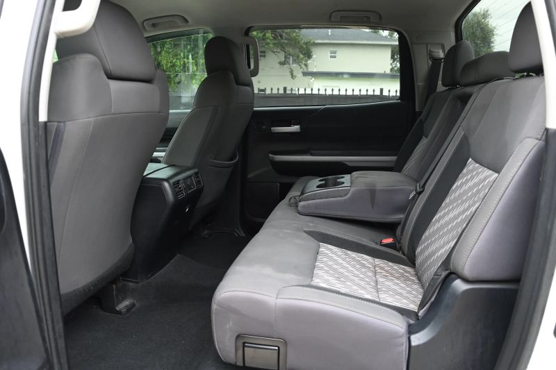 2020 Toyota Tundra CrewMax - photo 16