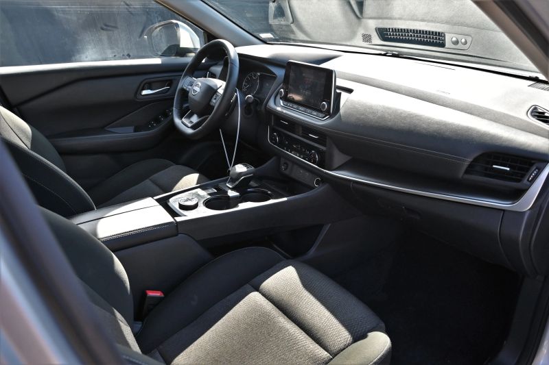 2025 Nissan Rogue - photo 15