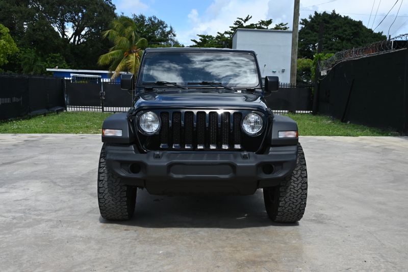 2023 Jeep Wrangler Unlimited - photo 2