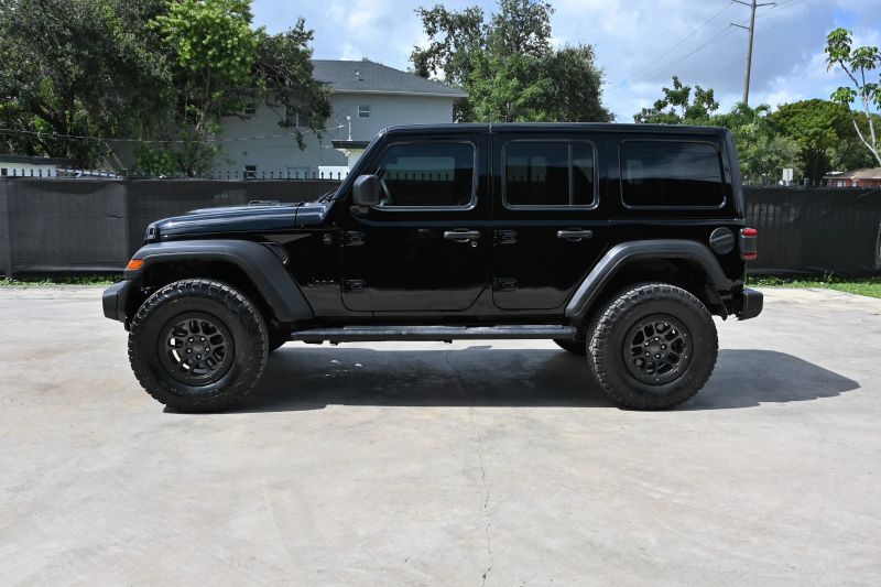 2023 Jeep Wrangler Unlimited - photo 8