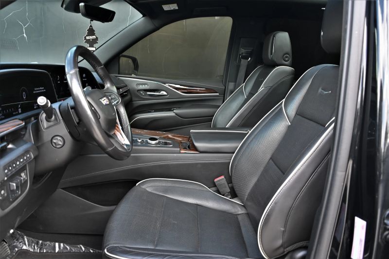2021 Cadillac Escalade ESV - photo 11
