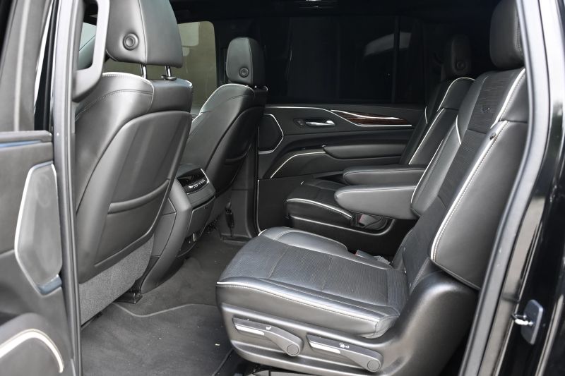 2021 Cadillac Escalade ESV - photo 17