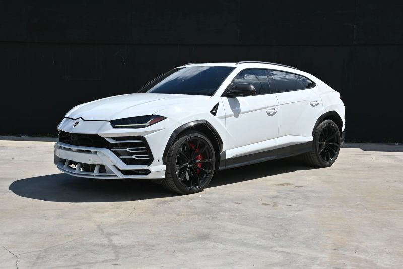 2021 Lamborghini Urus - photo 1