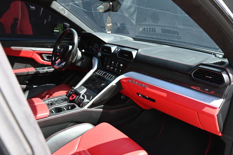2021 Lamborghini Urus - photo 16