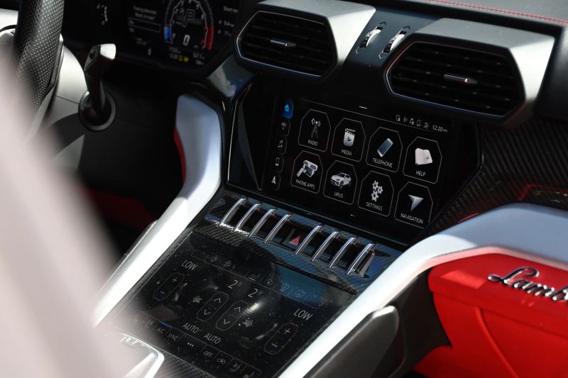 2021 Lamborghini Urus - photo 9