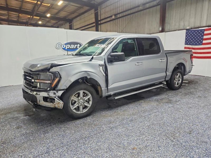 2025 Ford F150 SuperCrew Cab - photo 2