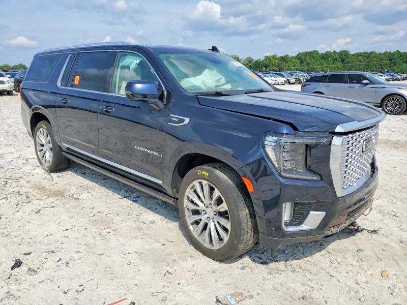 2023 GMC Yukon XL - photo 1