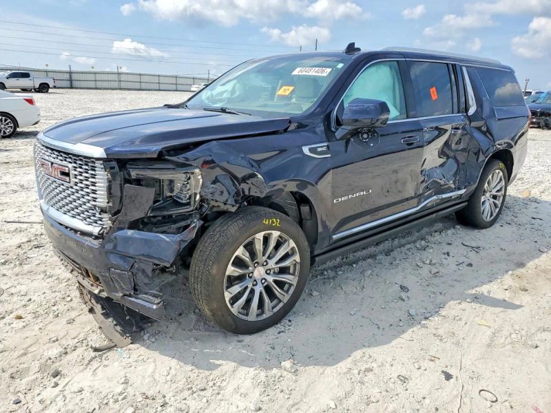 2023 GMC Yukon XL - photo 2