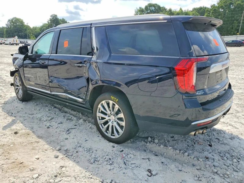 2023 GMC Yukon XL - photo 4