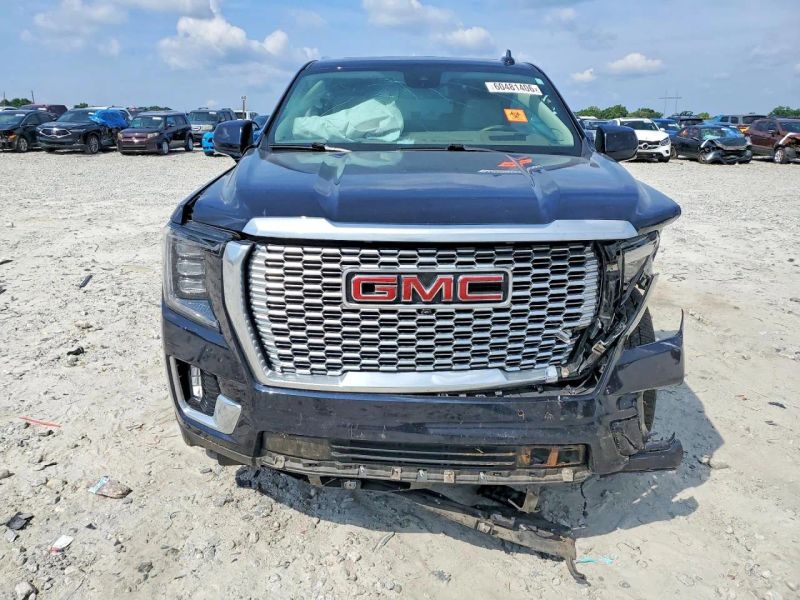 2023 GMC Yukon XL - photo 5