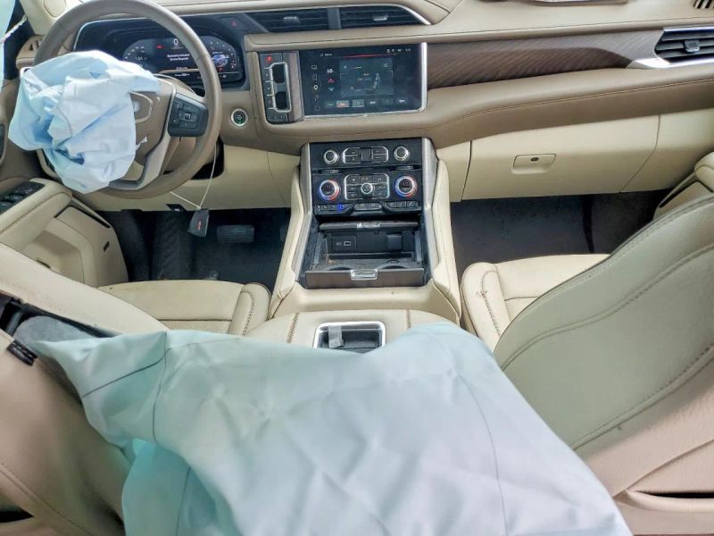 2023 GMC Yukon XL - photo 8