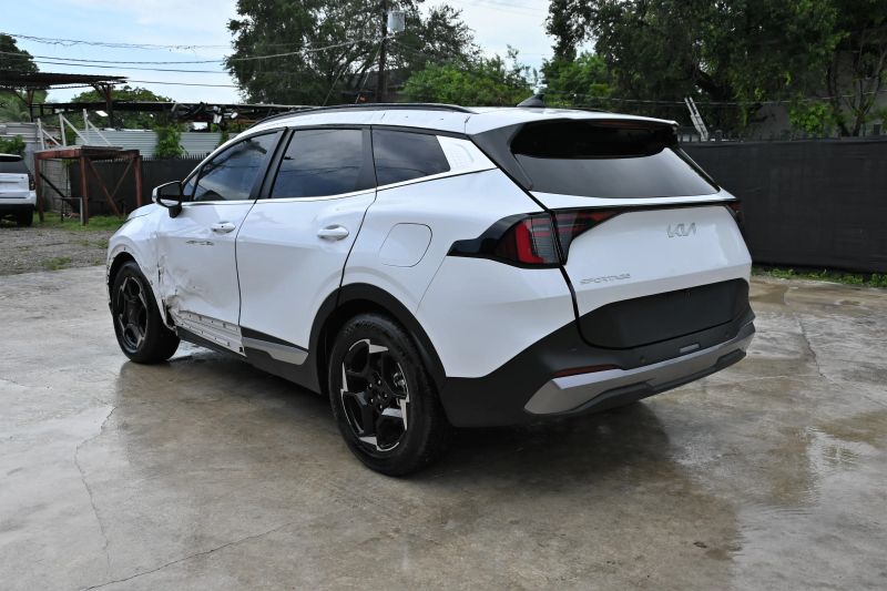 2026 Kia Sportage - photo 3