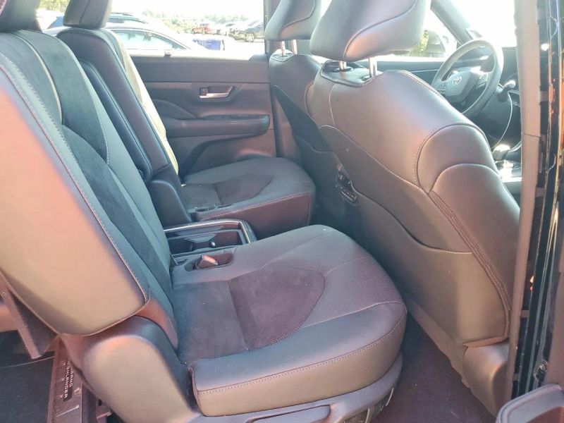 2026 Toyota Grand Highlander Hybrid - photo 10