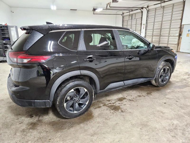 2025 Nissan Rogue - photo 3