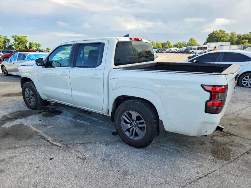 2025 Nissan Frontier Crew Cab - photo 4