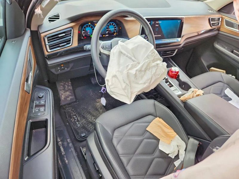 2024 Volkswagen Atlas - photo 8