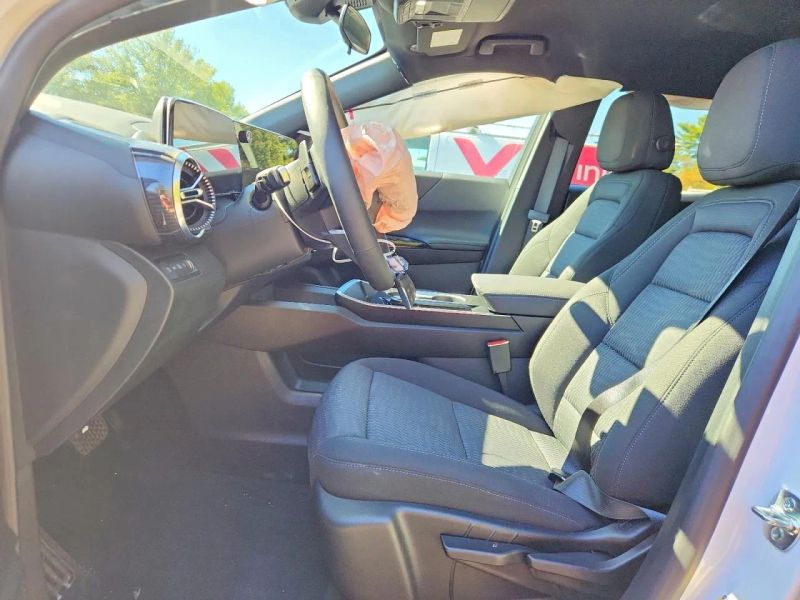 2027 Chevrolet Equinox - photo 7
