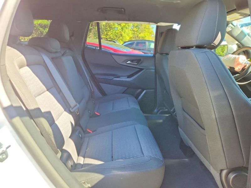 2027 Chevrolet Equinox - photo 10