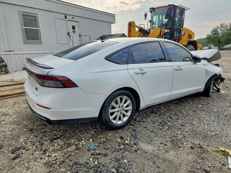 2024 Honda Accord Hybrid - photo 4