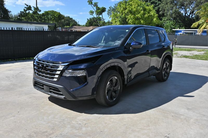 2025 Nissan Rogue - photo 2