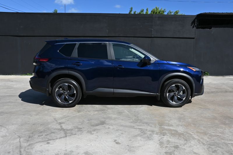 2025 Nissan Rogue - photo 6