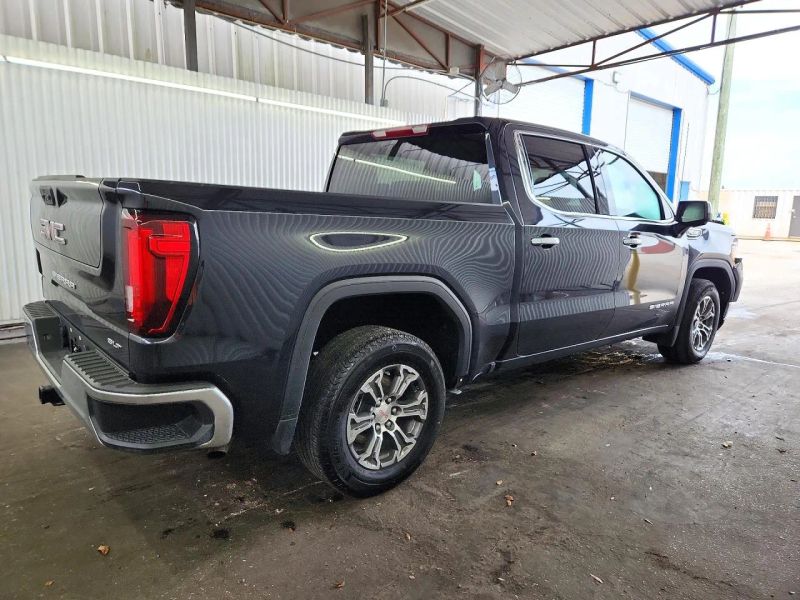 2026 GMC Sierra 1500 Crew Cab - photo 3