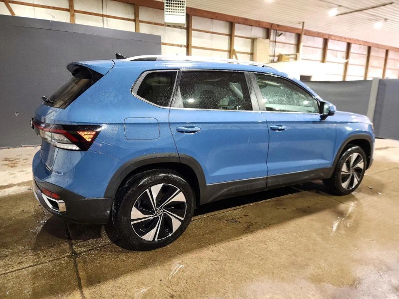 2026 Volkswagen Taos - photo 3