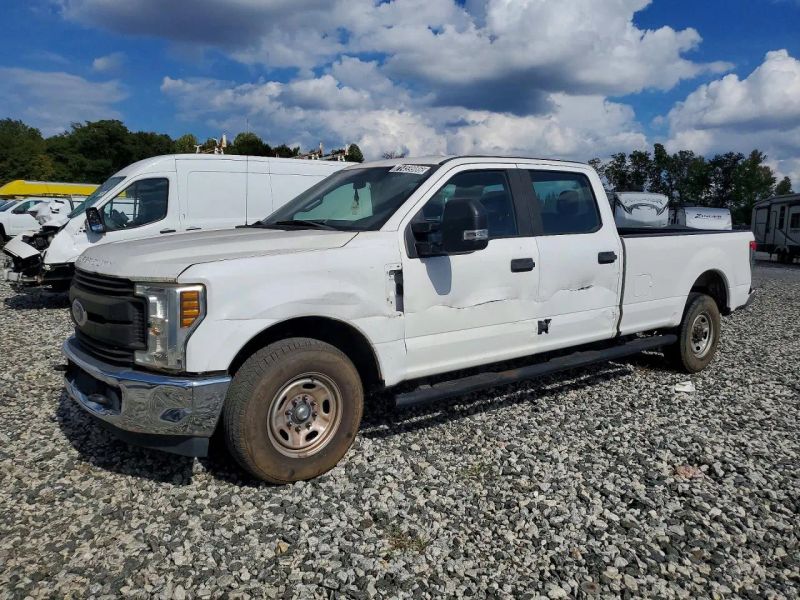 2019 Ford F250 Super Duty Crew Cab - photo 2