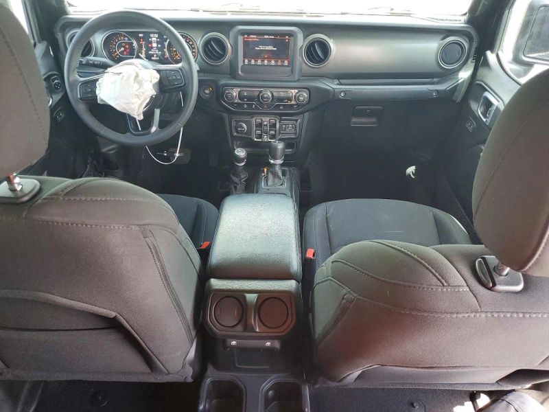 2023 Jeep Gladiator - photo 8
