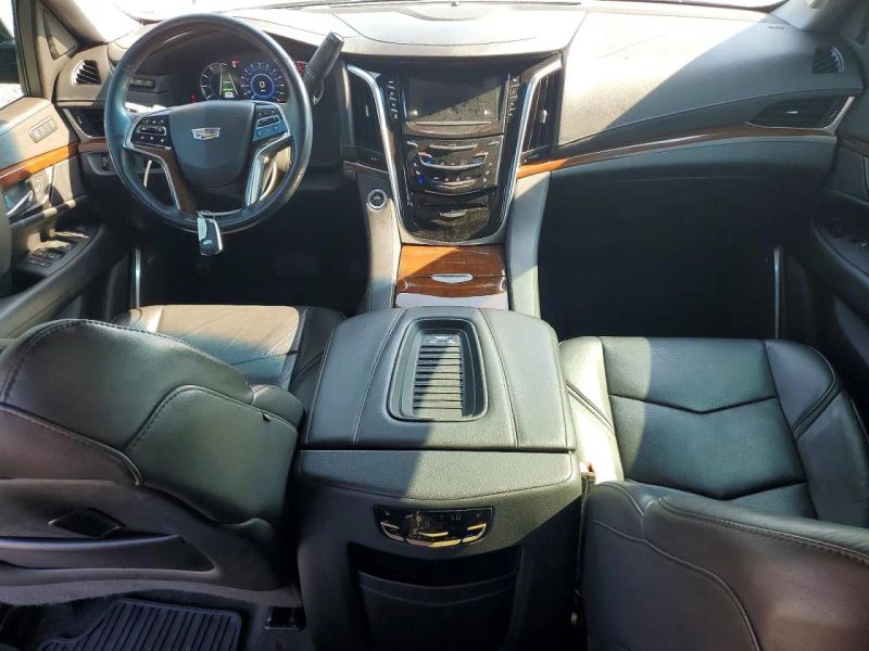 2020 Cadillac Escalade - photo 8